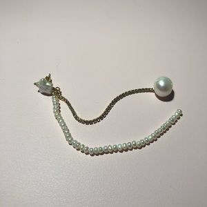 Single fresh water pearl earring crystal fringe